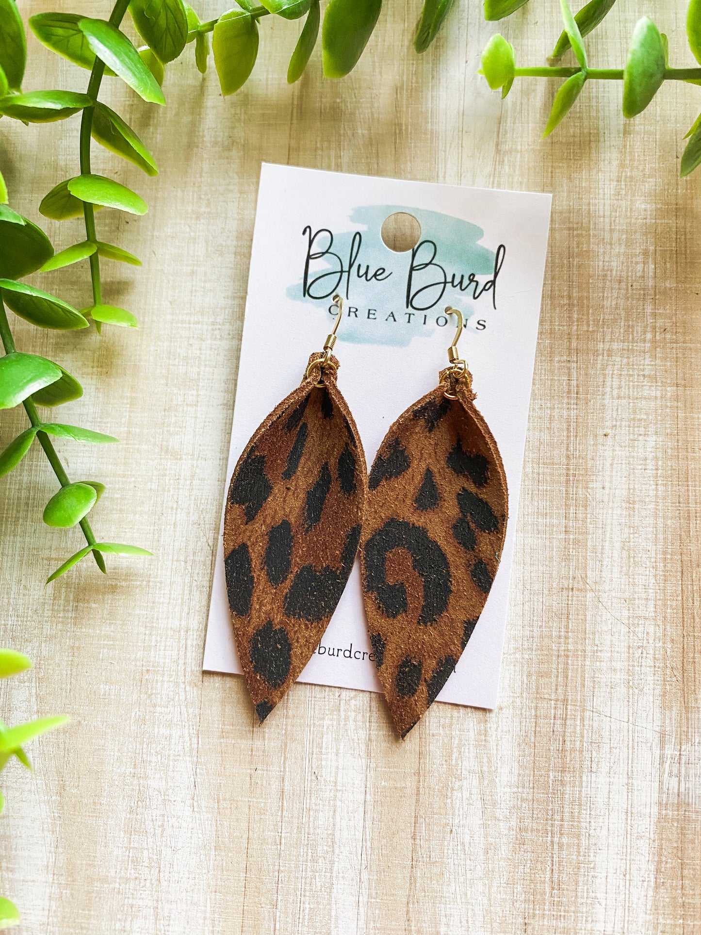 Suede Leopard Skinny Petals