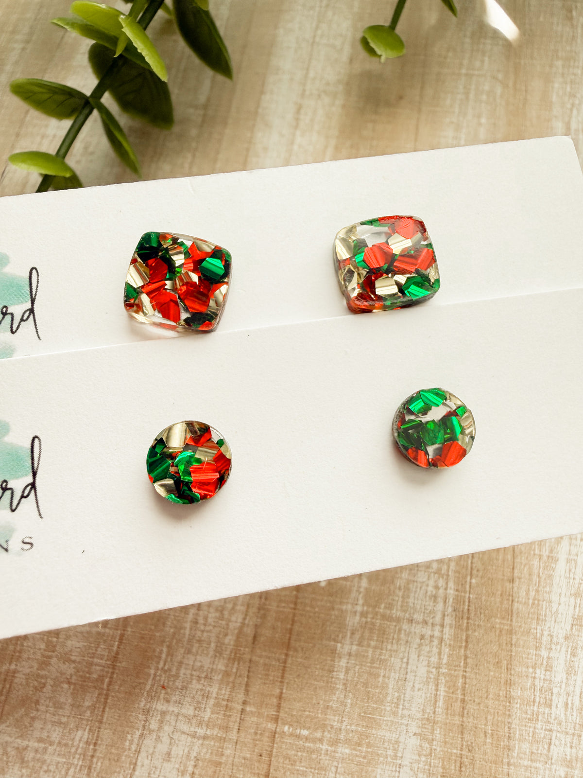 Christmas confetti studs
