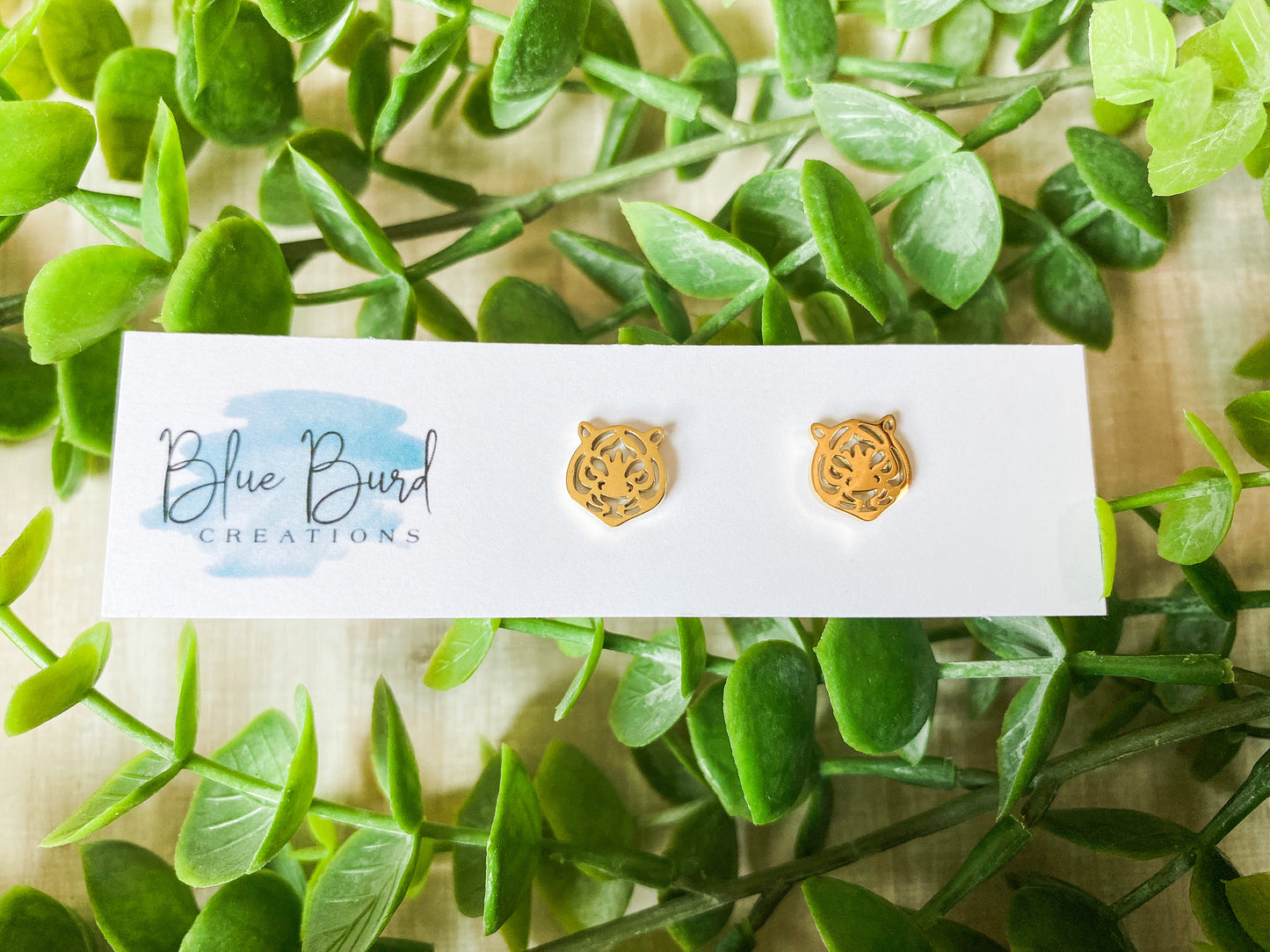 Dainty Gold Tigers