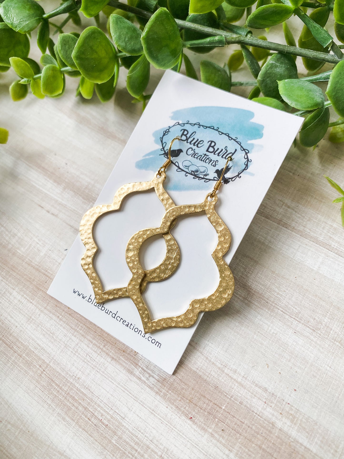 Open Scallop Brass Drops