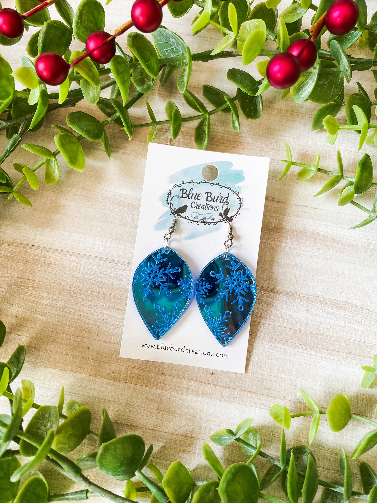 Mirrored Snowflakes Drops