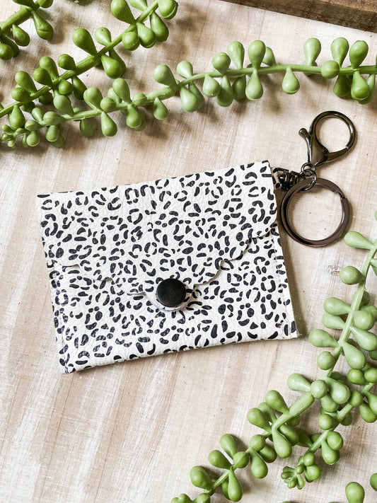 White Cheetah Print