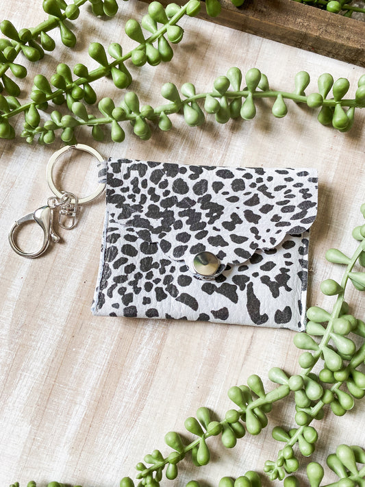 White Cheetah Print