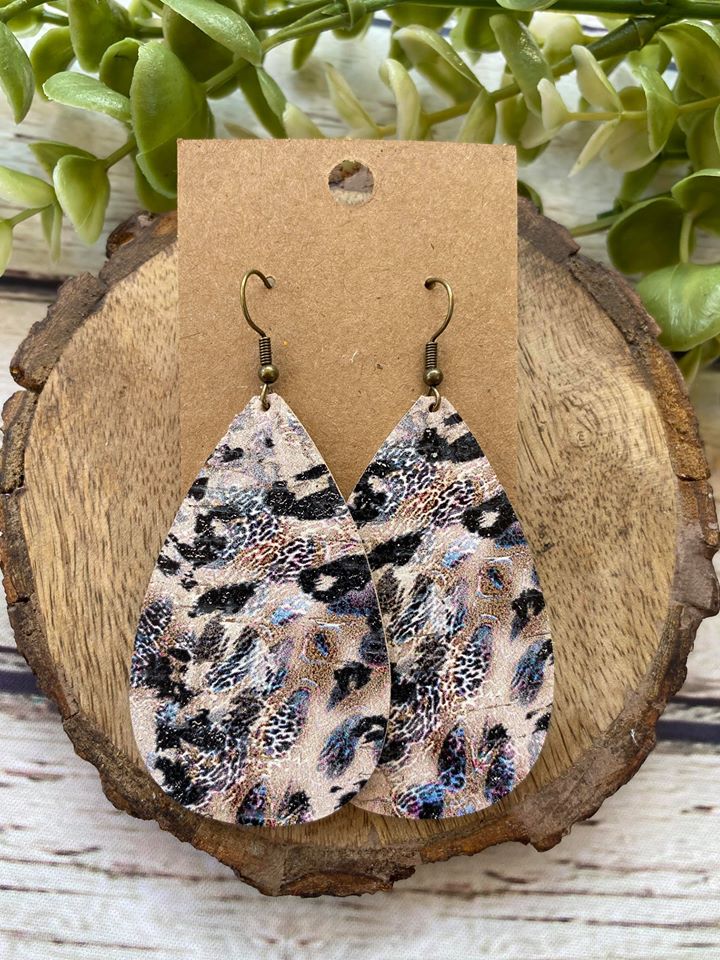 Mystic Leopard Cork Teardrops