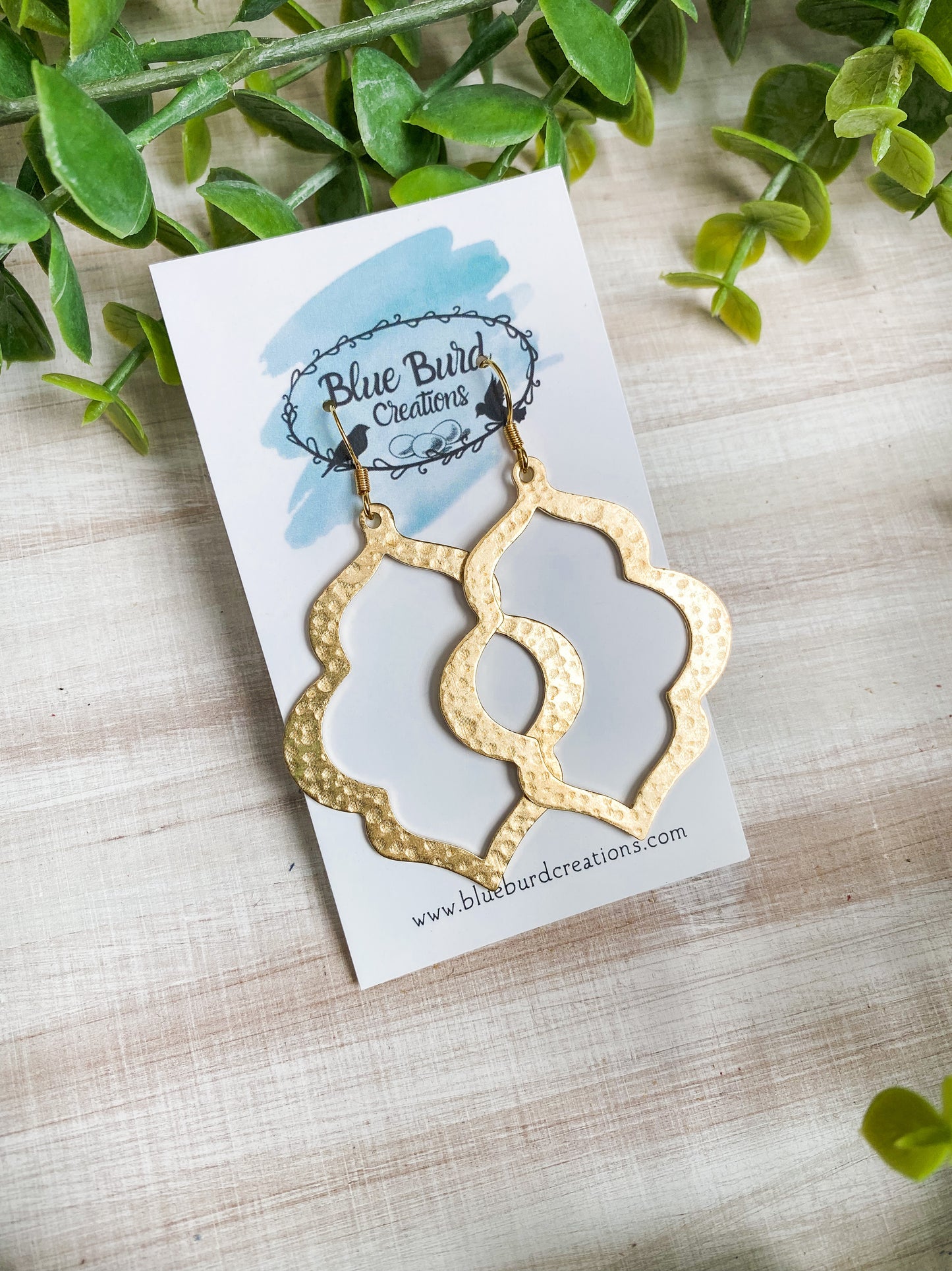 Open Scallop Brass Drops